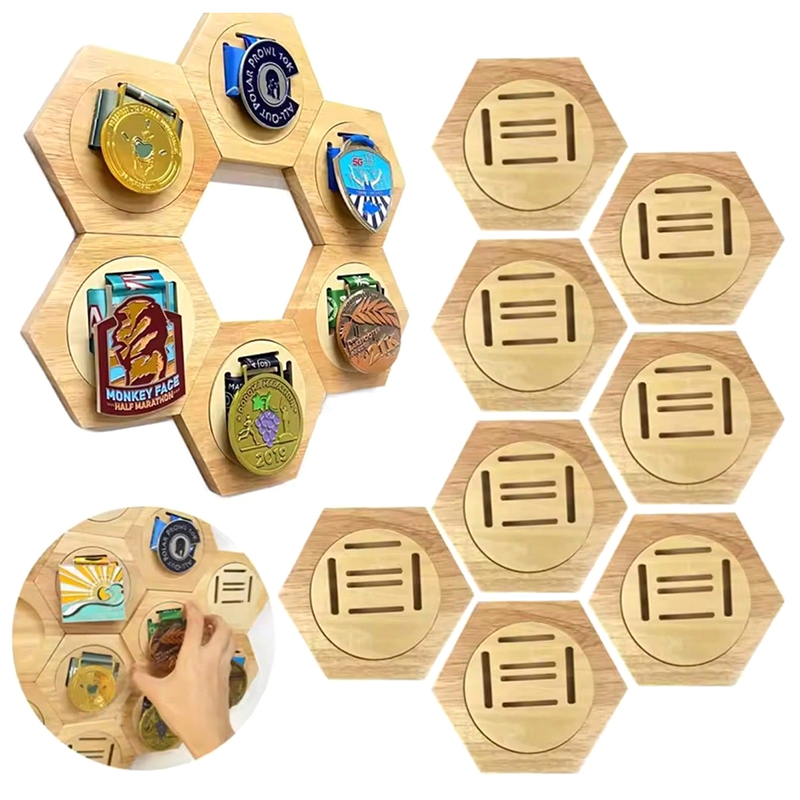 Wooden Medal Display Stand Hex - Aquatic Sports Hat recensione e prezzo